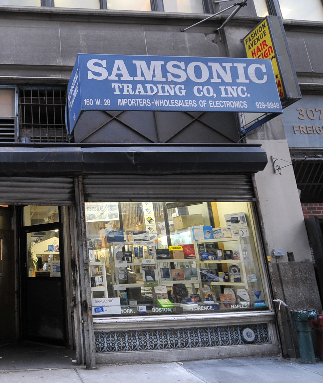 Samsonic Trading Co. storefront at 160 West 28th Street, New York
